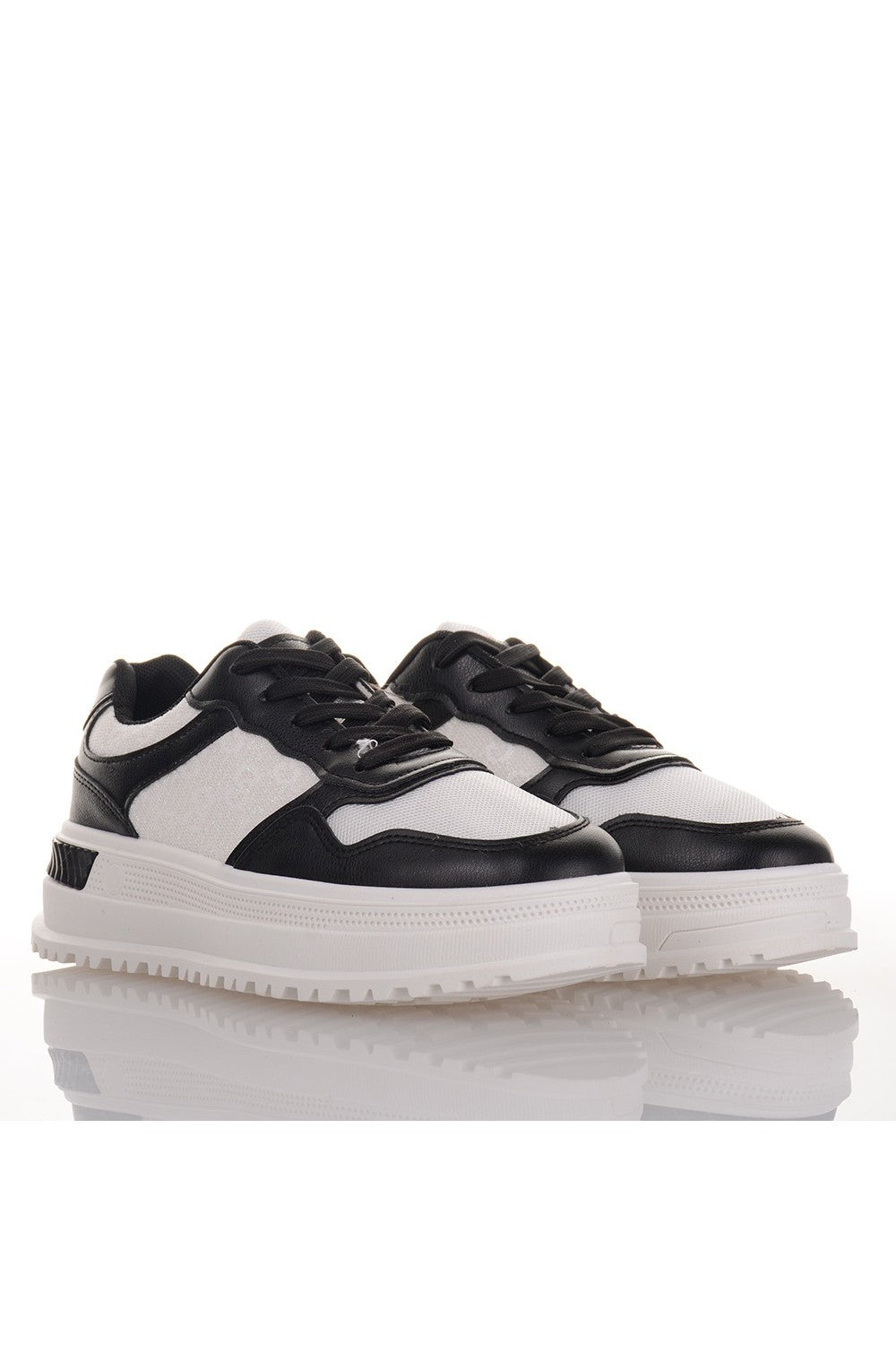 Γυναικεία sneakers με συνδυασμό χρωμάτων