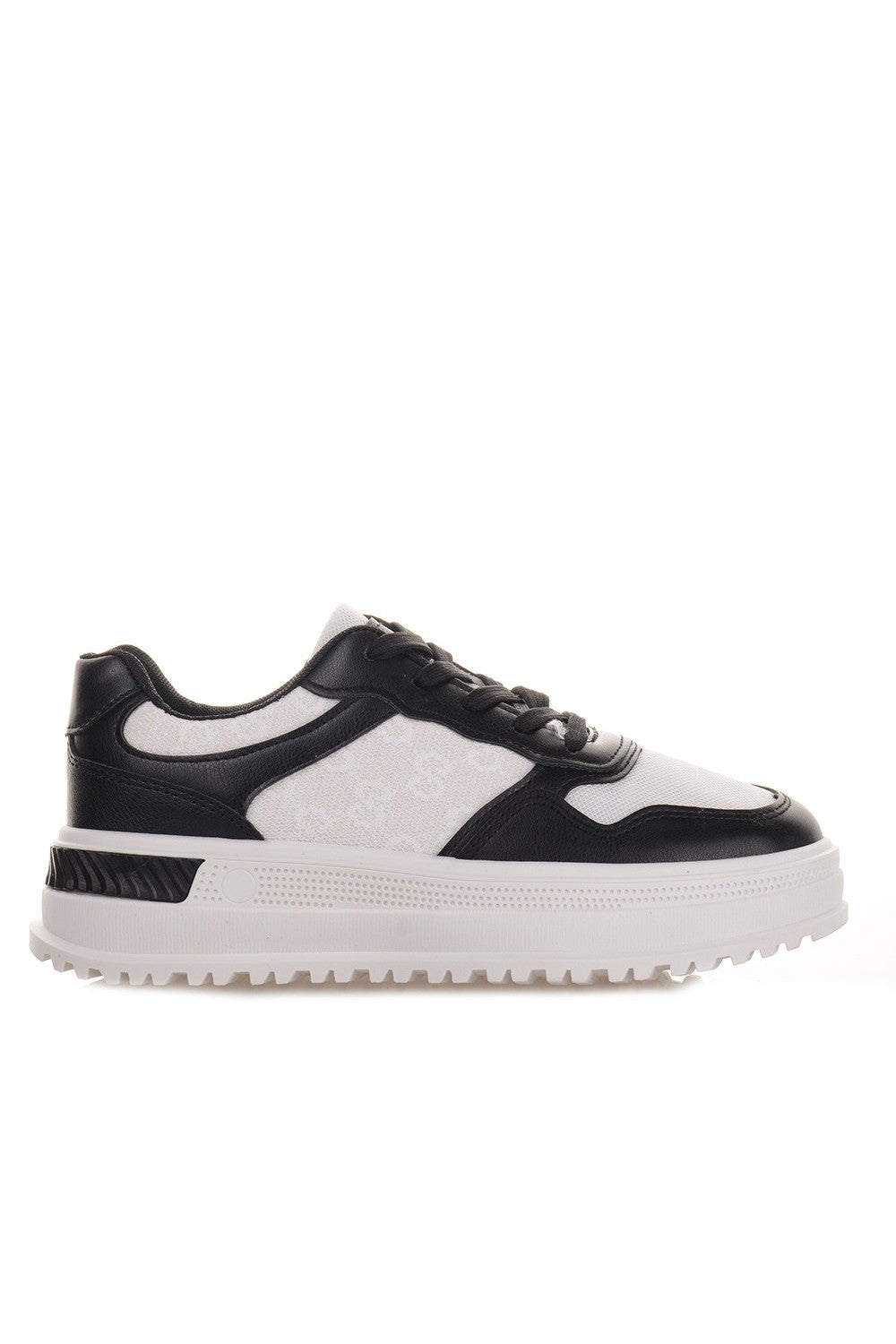Γυναικεία sneakers με συνδυασμό χρωμάτων
