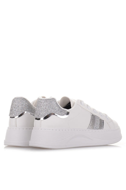 Άσπρα Sneakers με Ασημί λεπτομέρειες