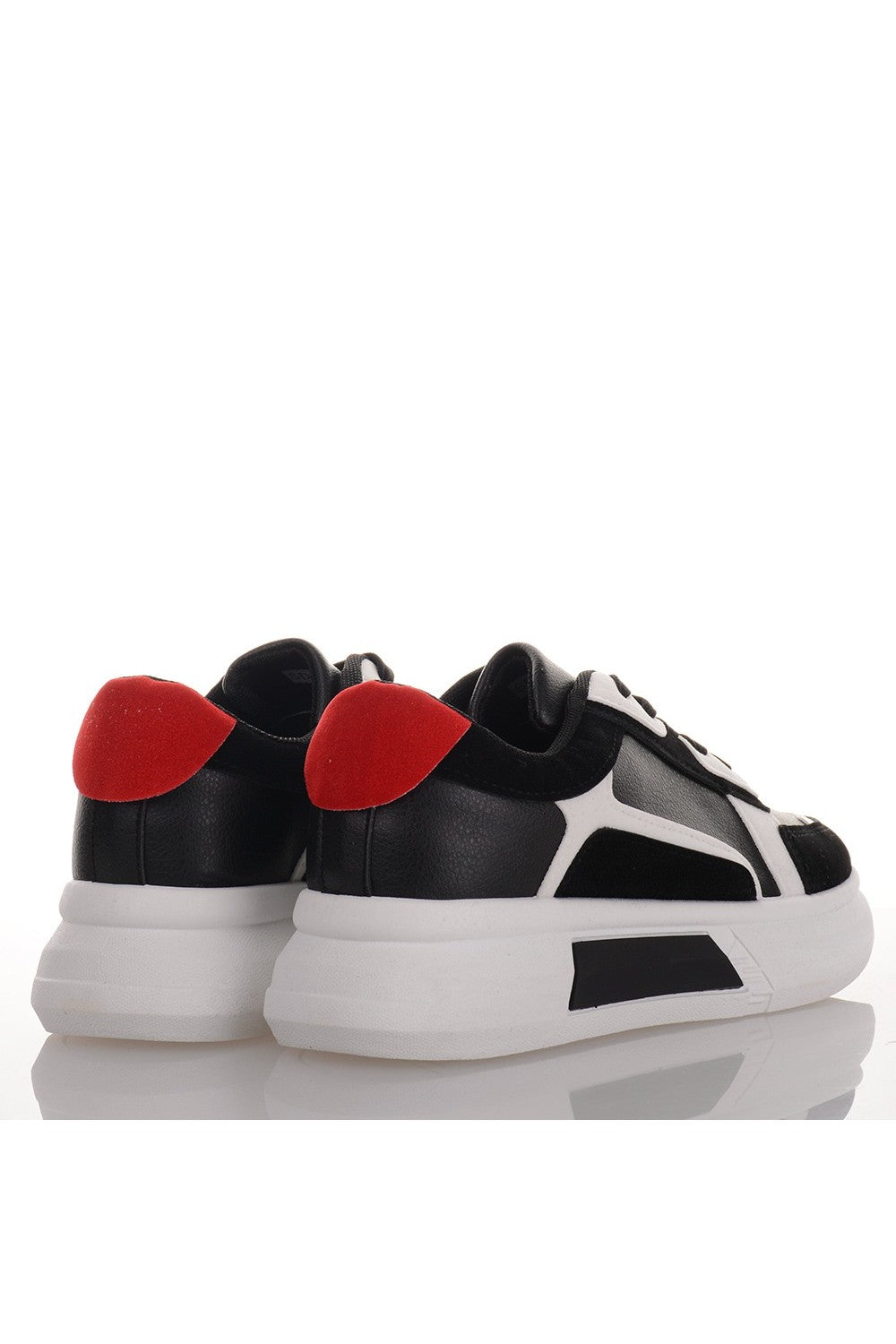 Μαύρα Γυναικεία Sneakers με άσπρες λεπτομέρειες