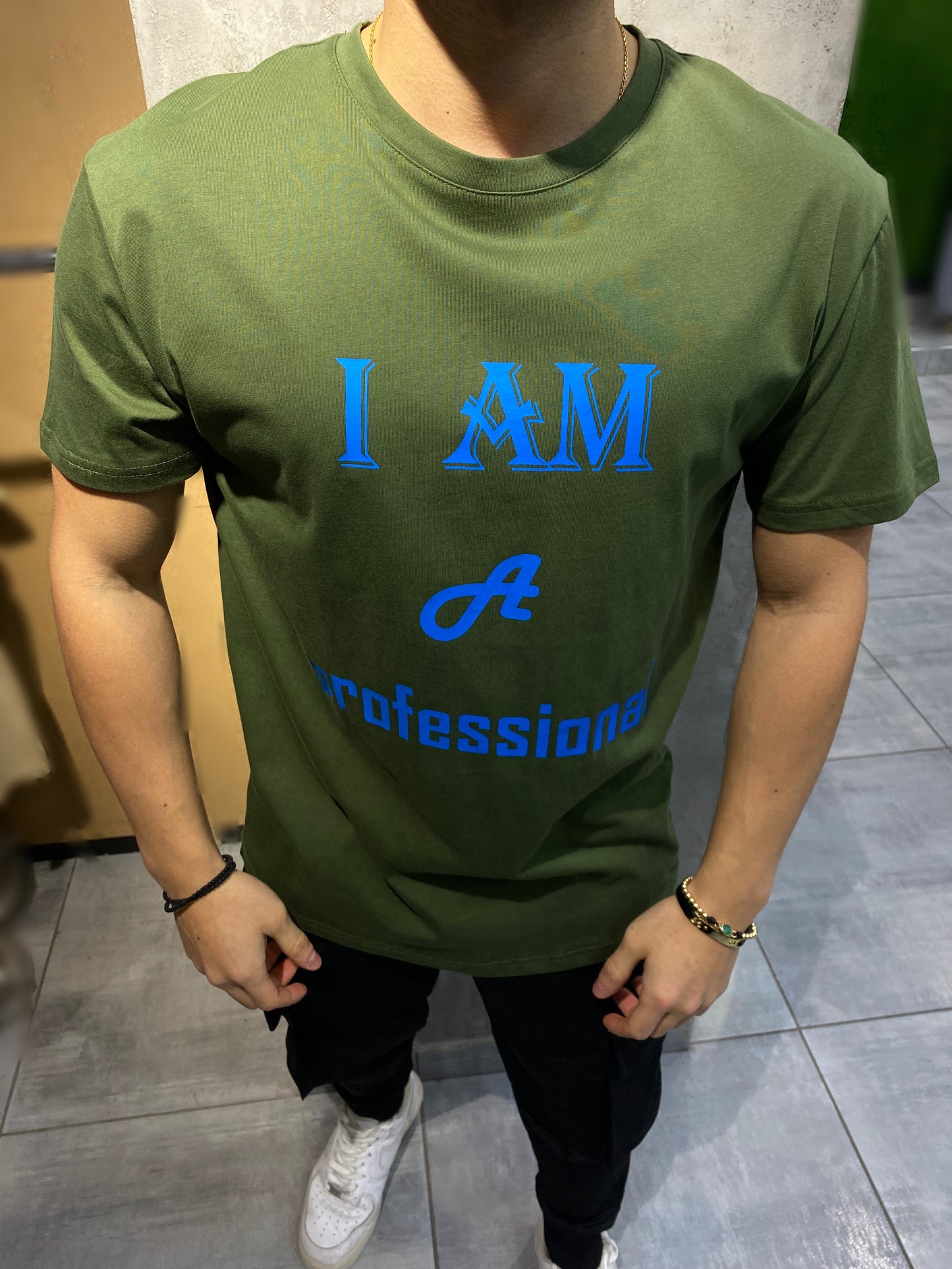 T-SHIRT GREEN