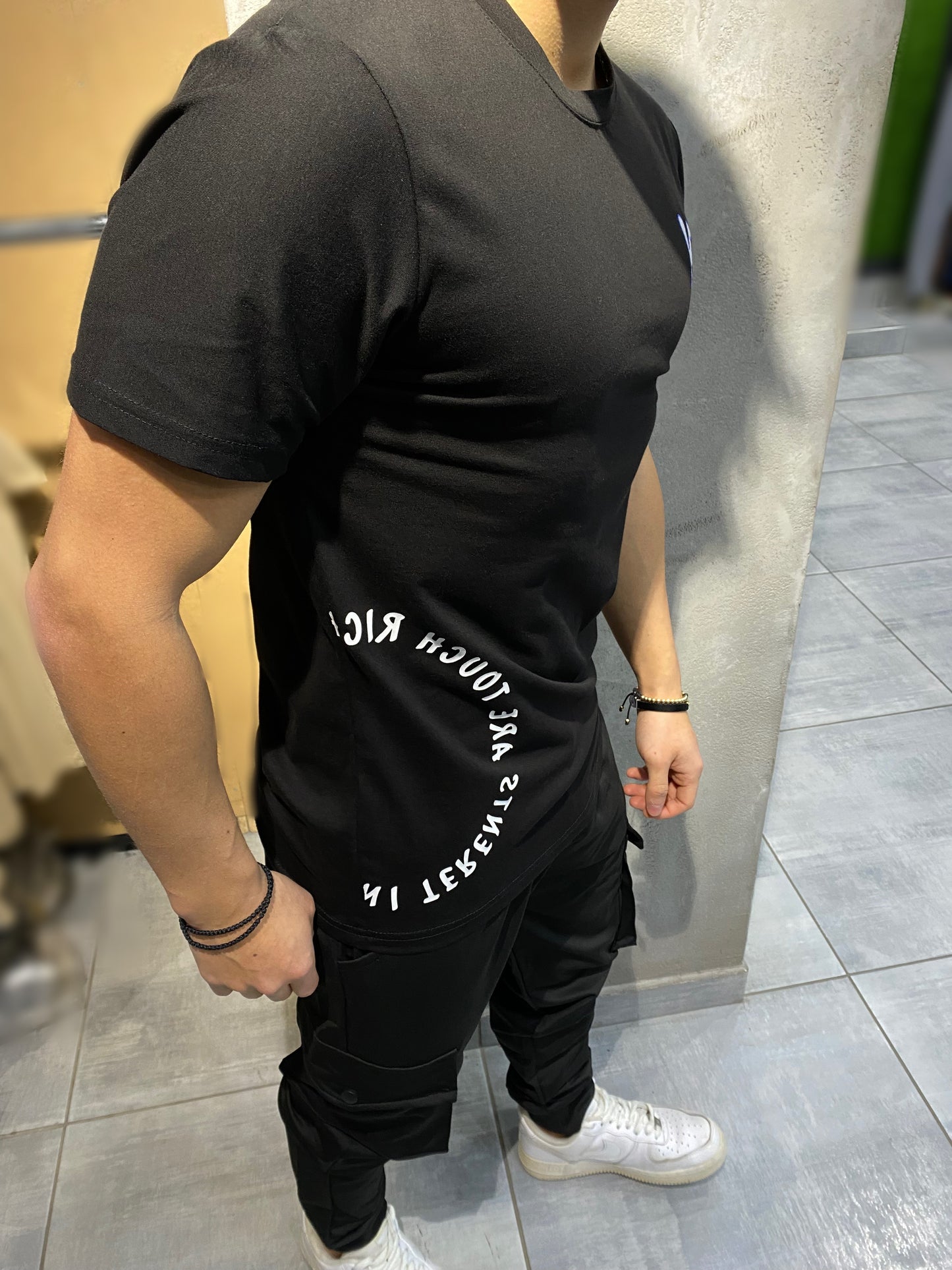 T-SHIRT BLACK ''HARE''